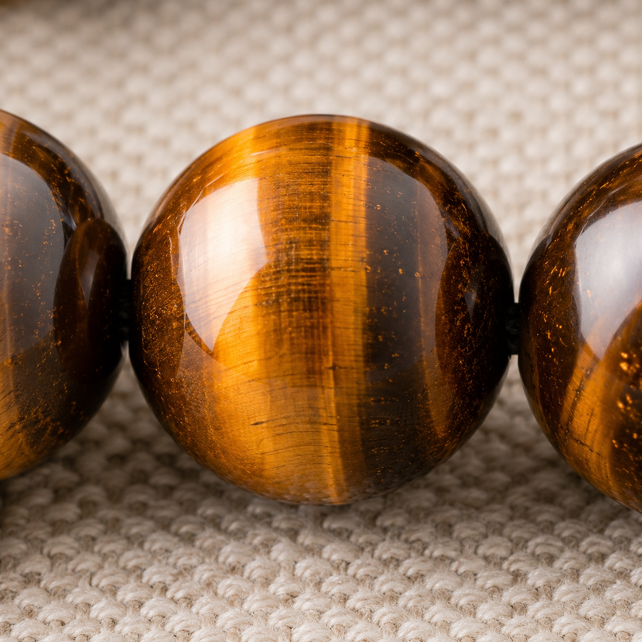 Tiger Eye Stone Bracelet – Natural Gemstone Bead Bracelet for Protection, Confidence & Vastu Harmony